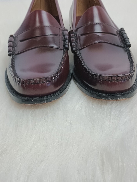 G.H. Bass Larson Weejuns (Style BAZW002)  Size 9.5 D Wine/burgundy leather main image 8